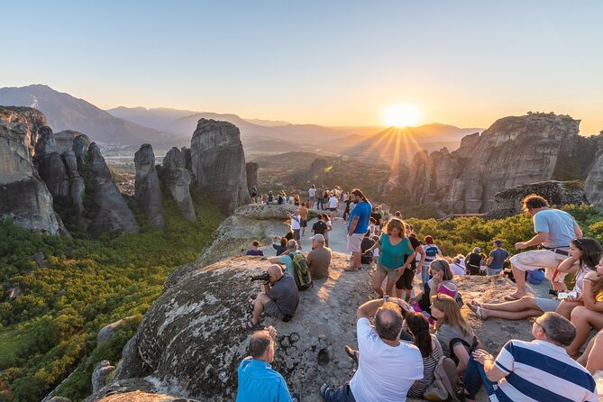 2-Day Delphi and Meteora Tour from Athens - Guides, drivers, and the bus experience
