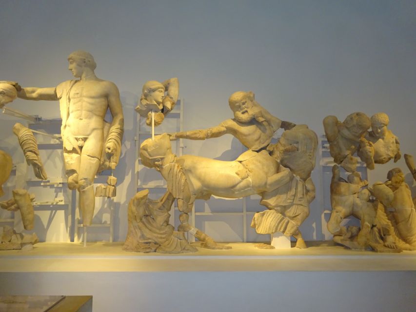 4-Day Tour of Mycenae, Epidaurus, Olympia, Delphi & Meteora - What this four-day route is really like