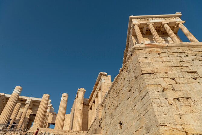 Acropolis and Acropolis Museum Private Tour with Licensed Expert - Choosing the right tour version