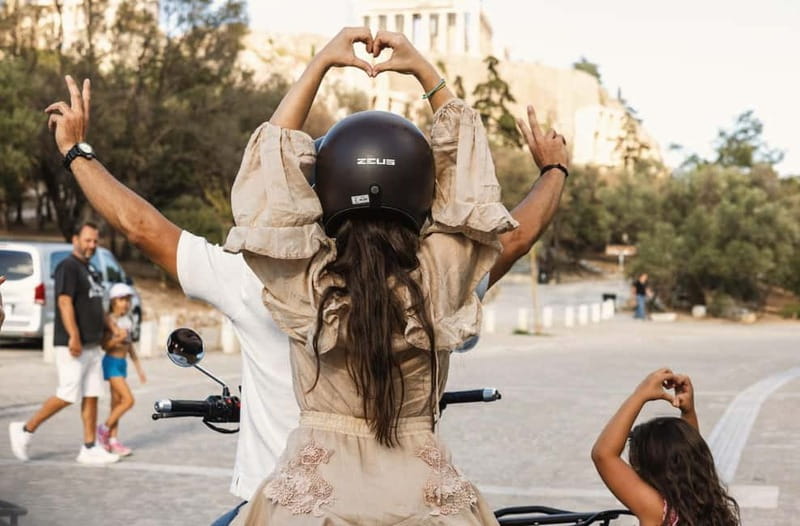 Acropolis & Lycabettus: Discover Hidden Gems of Athens - What the sidecar seating is like