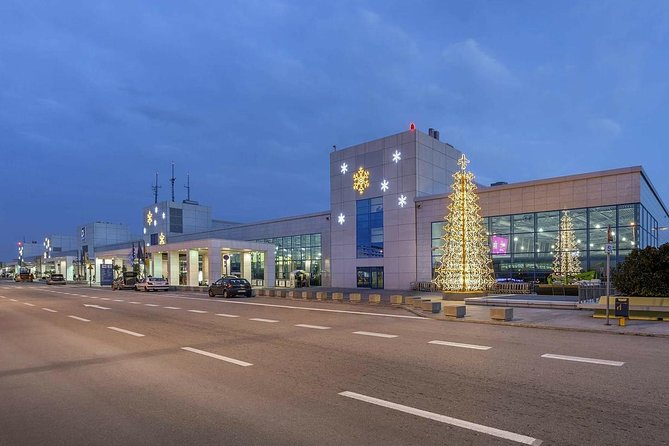 Airport Pickup Services - The airport to hotel route