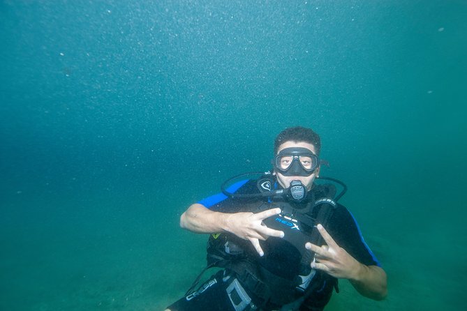 Anavyssos Athens Riviera: Beginners' Guided Try Scuba Diving - What the equipment package covers