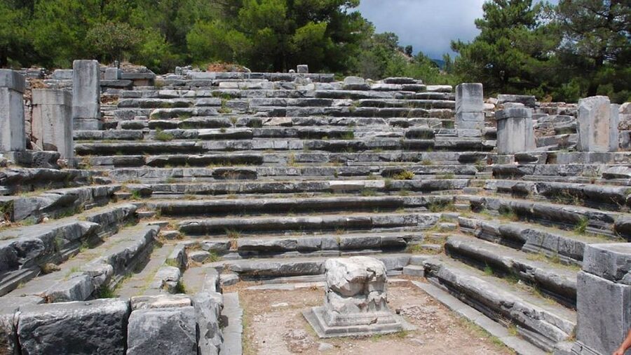 Ancient Agora: E-Ticket w/Treasure Hunt Tour on your phone - City views make the 90 minutes feel larger