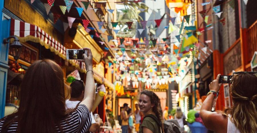 Athens: 2.5-Hour Private City Tour Off the Beaten Track - Why this walk feels different from a standard Athens tour