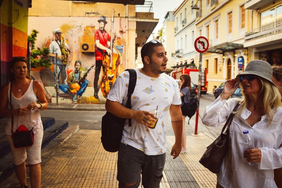 Athens: 2.5-Hour Private City Tour Off the Beaten Track - What the private guide adds