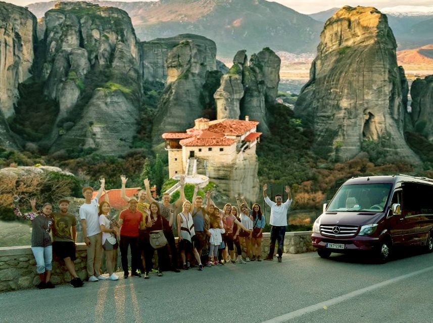 Athens: 2-Day Meteora Tour in Spanish with Guide & Hotel - Why two days make sense at Meteora