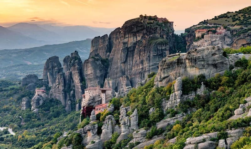Athens: 2-Day Meteora Tour with Local Guides and Hotel Stay - Why two days makes sense at Meteora