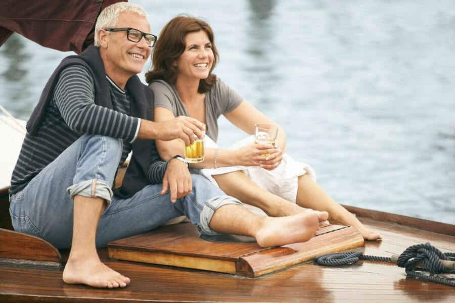 Athens: 3-Hour Sunset Cruise with Swim Stop, Snacks & Drinks - Greek snacks that can become dinner