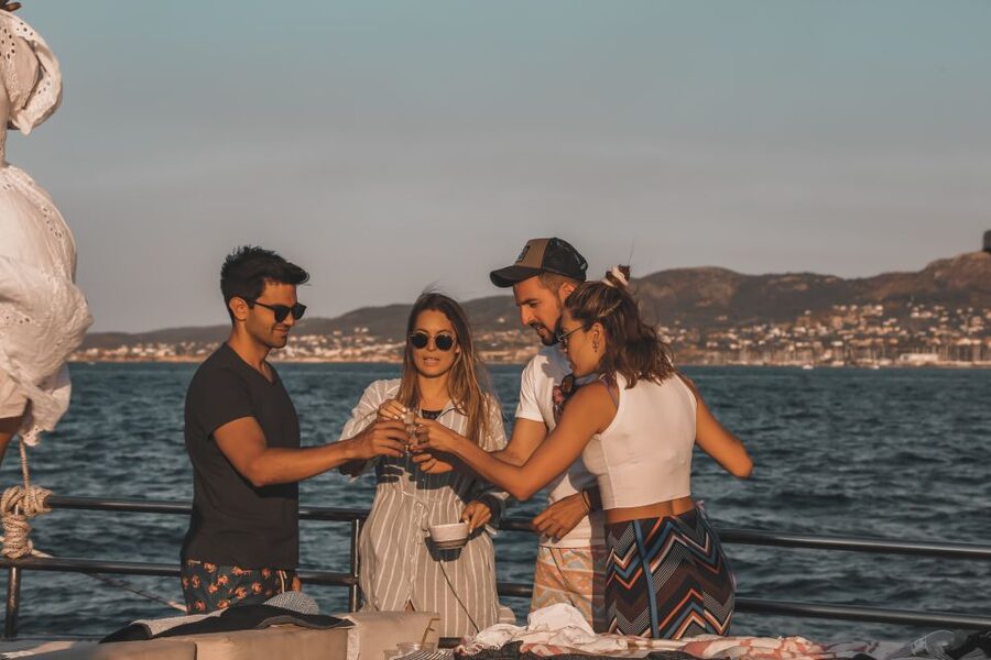 Athens: 3-Hour Sunset Cruise with Swim Stop, Snacks & Drinks - What the boat and crew add to the experience
