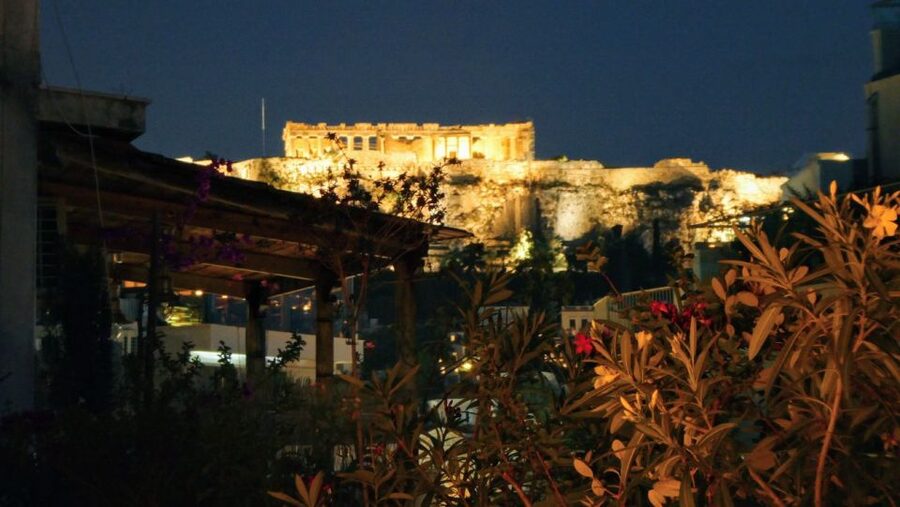 Athens: 7-Course Dinner and Wine Pairing with Acropolis View - How the seven courses unfold