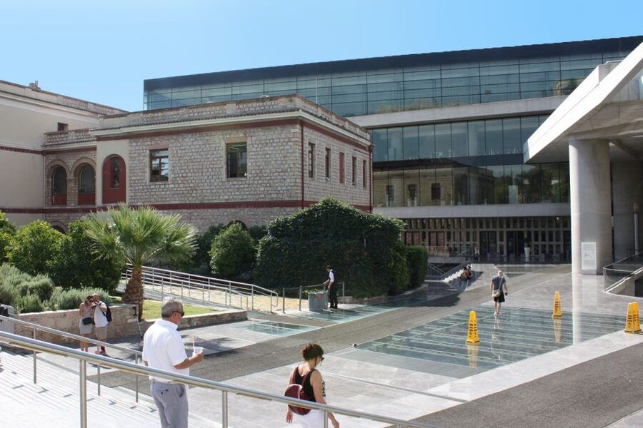 Athens: Acropolis & Acropolis Museum Ticket with Audio Guide - The Erechtheion and its famous details