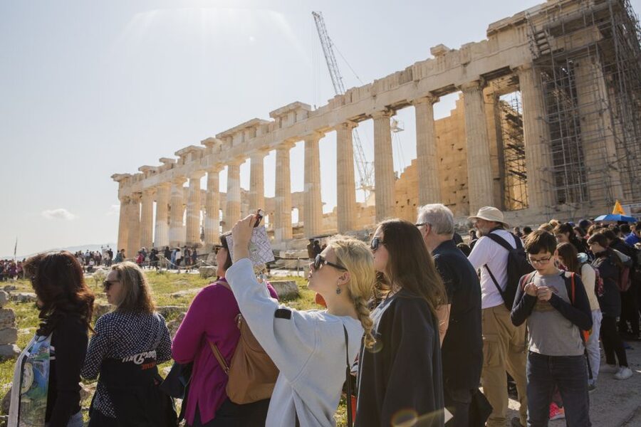 Athens: Acropolis Beat the Crowds Afternoon Guided Tour - Meeting under Hadrian’s Arch