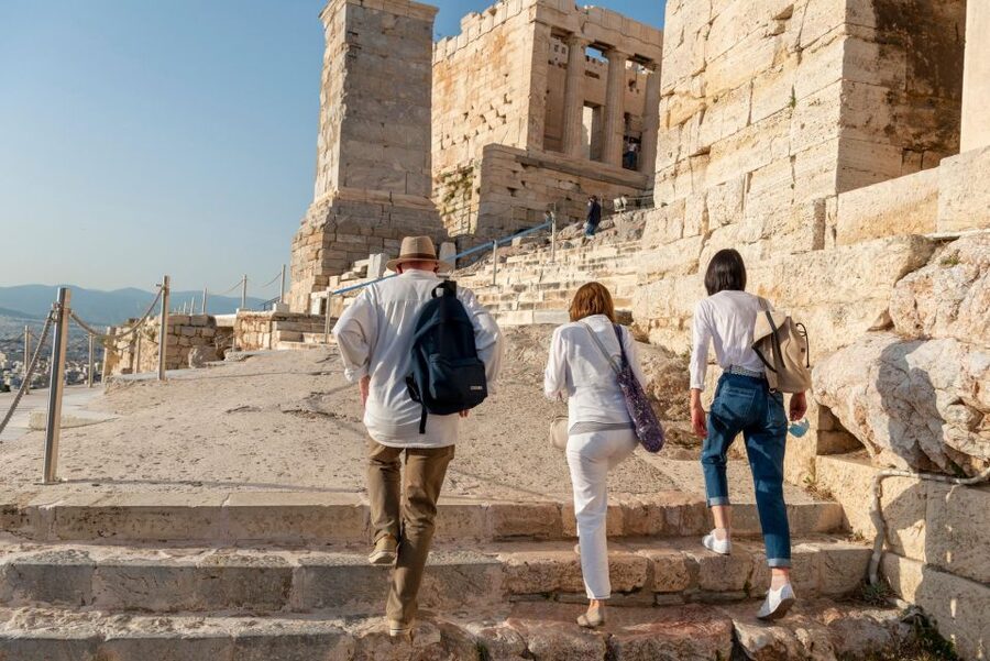 Athens: Acropolis FULLY PRIVATE Tour with Licensed Guide - What the private format is worth at $163