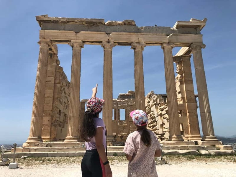 Athens: Acropolis Guided Tour in Spanish-Option Tickets - Propylaea: the formal gateway uphill