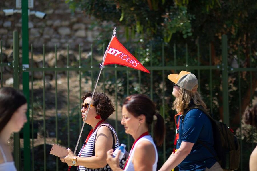 Athens: Acropolis Guided Walking Tour & Plaka Audio Tour - Climbing through the Propylaea