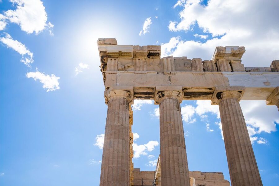 Athens: Acropolis with Museum, Guided Tour & Greek Lunch - Why the wireless headset matters