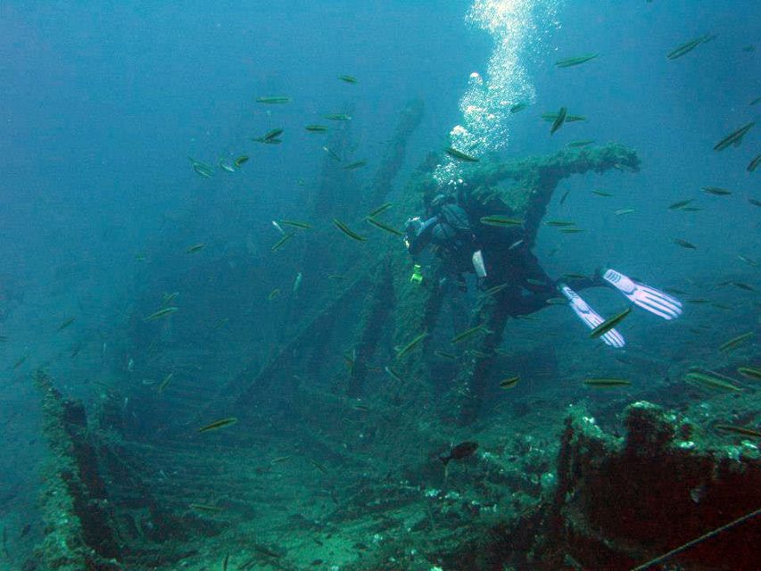 Athens: Adventure Dives in Nea Makri for Certified Divers - Shore option or offshore boat trip