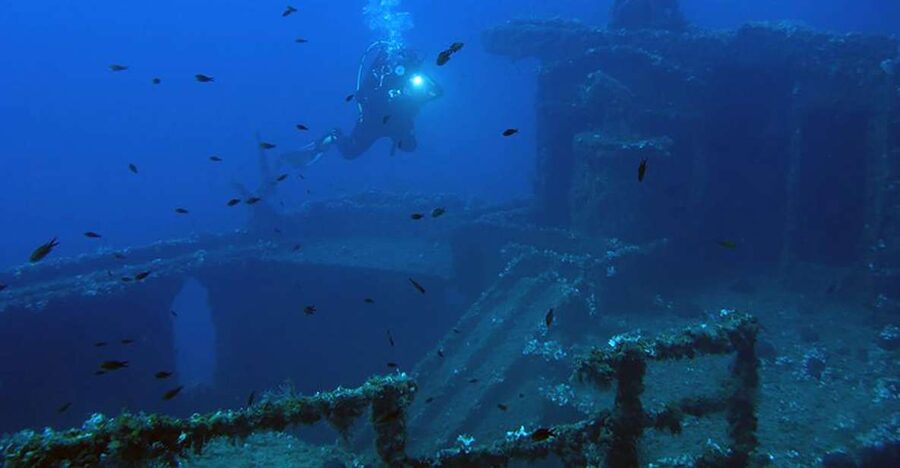Athens: Adventure Dives in Nea Makri for Certified Divers - The short transfer to Schinias Bay