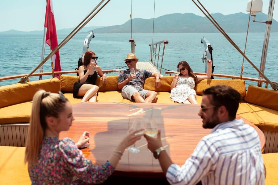 Athens: Agistri, Metopi & Aegina Cruise with Meals & Drinks - Aegina: Pistachios, Cafes, and Ancient Remains