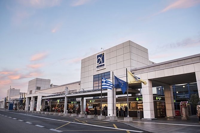 Athens AirPort To Athens Hotels Luxury Private Transfer Service - What the airport meeting really involves