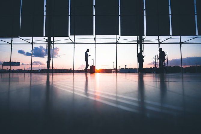 Athens AirPort To Athens Hotels Luxury Private Transfer Service - Who will get the most from this service