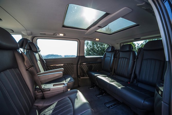 Athens Airport to Athens Hotels Private Arrival Transfer - The 40-minute ride into Athens