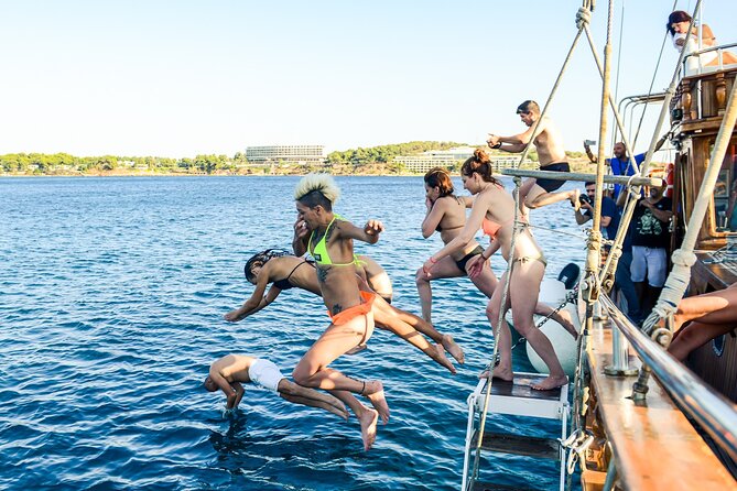 Athens: All Day Cruise to Agistri Moni Aegina with Lunch & Drinks - Aegina: pistachios, ancient stones, and town time
