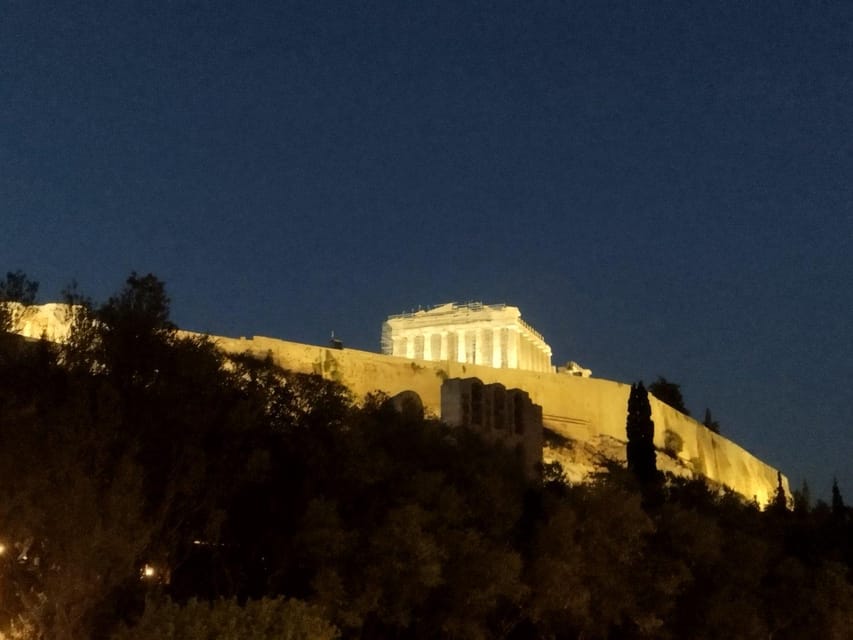 Athens and Piraeus: Private Night Tour - A four-hour introduction to Athens after dark