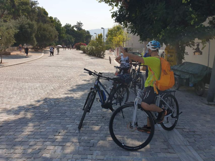 Athens: Authentic neighborhoods & the beach Bike Tour - A modern Athens stop at the SNFCC