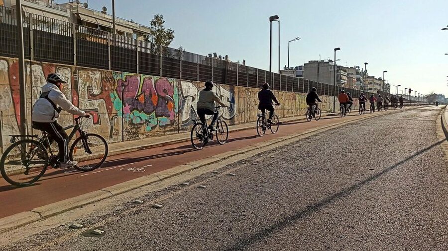 Athens Coastline: Explore by Bike - Kalamaki Beach and the best break of the day
