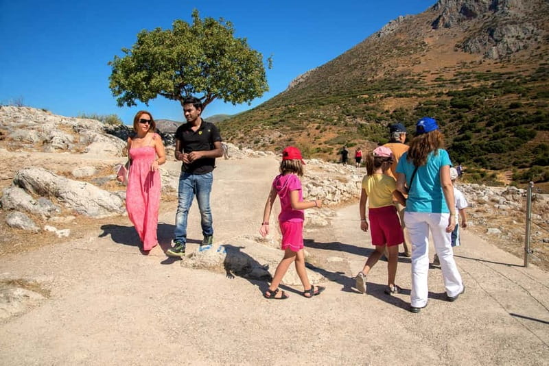 Athens: Corinth Canal, Mycenae and Nafplio Day Tour - Lunch and the choice that affects Nafplio