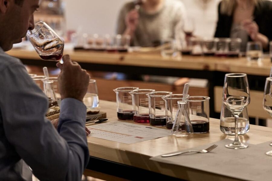 Athens: Create Your Own Wine-Workshop under the Acropolis - FAQ