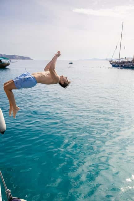 Athens: Cruise to Agistri, Moni & Aegina with Lunch & Drinks - The long sail back to Athens