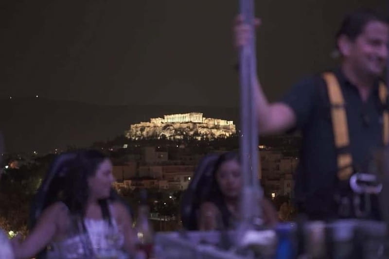 Athens: Dinner in the Sky Experience - Service, drinks, and the social side