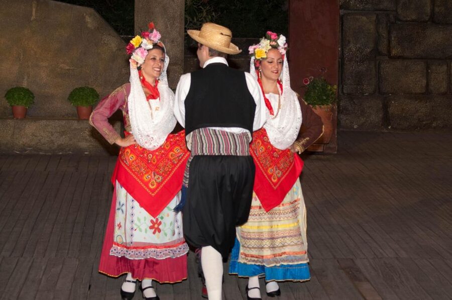 Athens: Dora Stratou Greek Dancing Show Experience - Why the 2,000 costumes matter