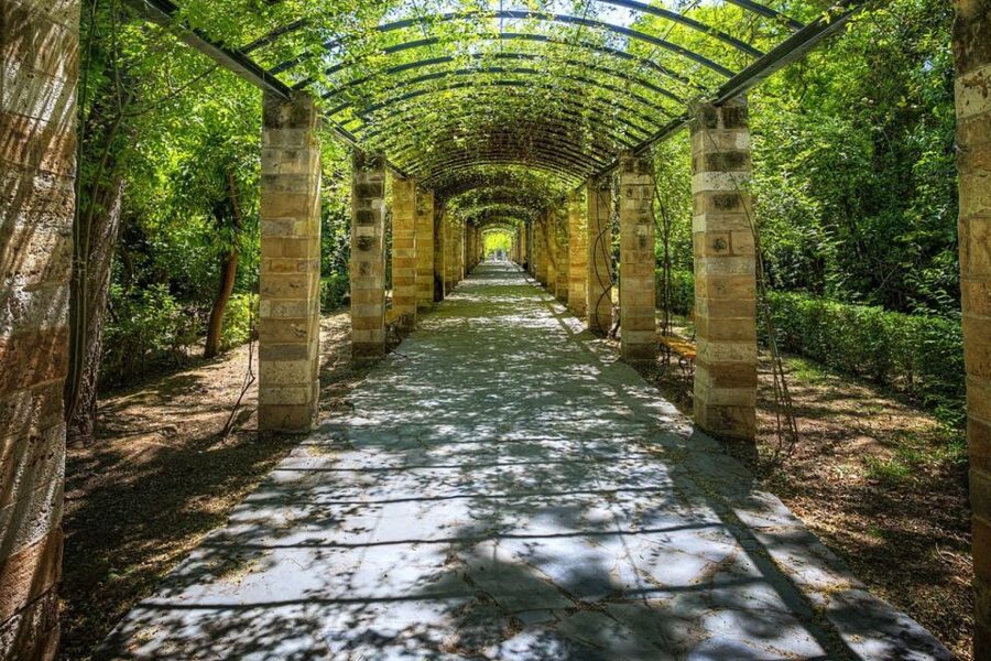 Athens Escape City Game "The Journey Through Time" - The National Garden and the era of Queen Amalia