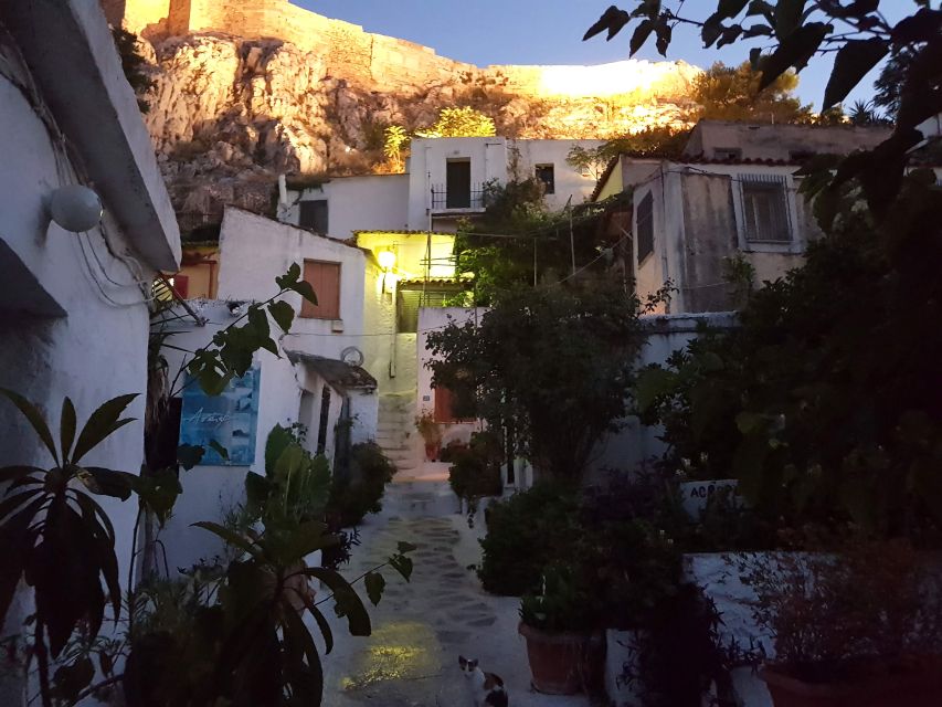 Athens: Evening Guided Walking Tour with Plaka & Dinner - Hadrian’s Arch and the Temple of Zeus