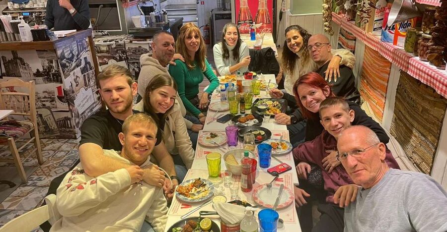 Athens Greek Food Experience - Starting at Syntagma Square with a hungry group