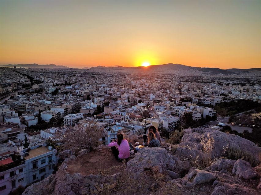 Athens: Guided Mythological Walking Tour - Starting at Korai 4 and finding the group