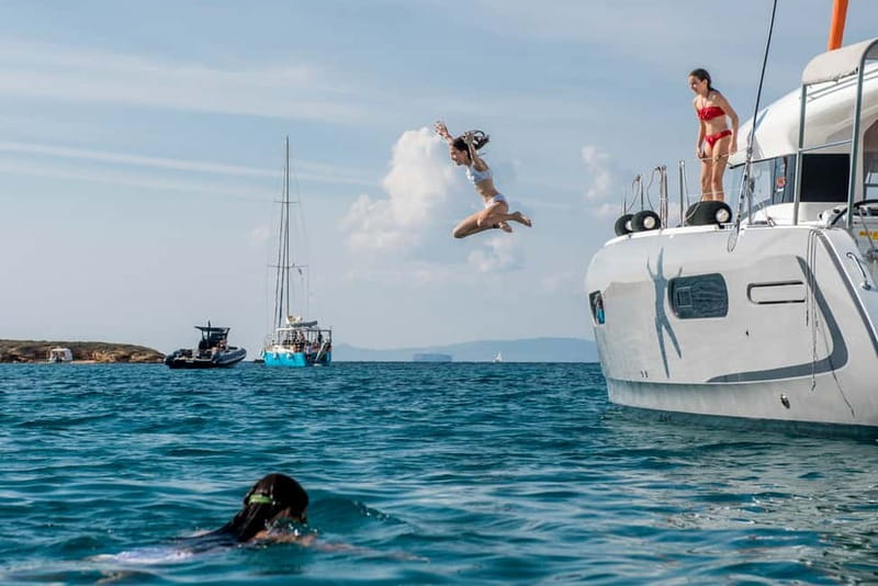 Athens: Half-Day Morning Catamaran Cruise with Meal & Drinks - Is the $142 price worth it?