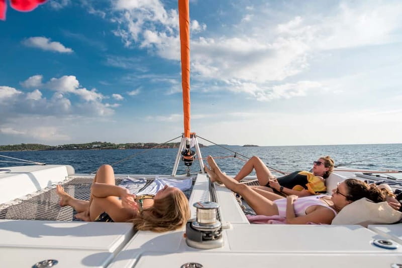Athens: Half-Day Morning Catamaran Cruise with Meal & Drinks - Why this cruise makes sense during an Athens stay