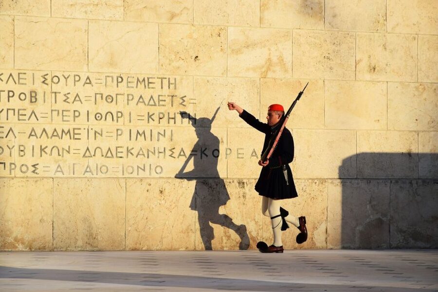 Athens Heart Walking Private Tour - Anafiotika and the old Plaka lanes