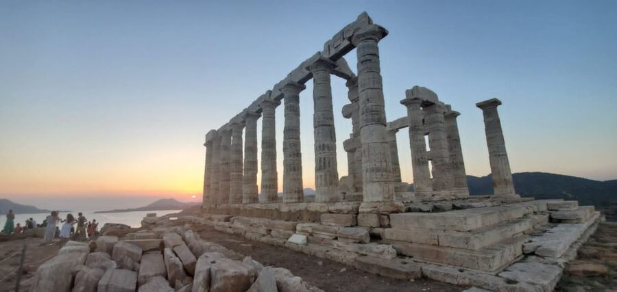 Athens: Hop-on-Hop-off Bus and Cape Sounion Sunset Tour - Why Cape Sounion makes a good Athens side trip