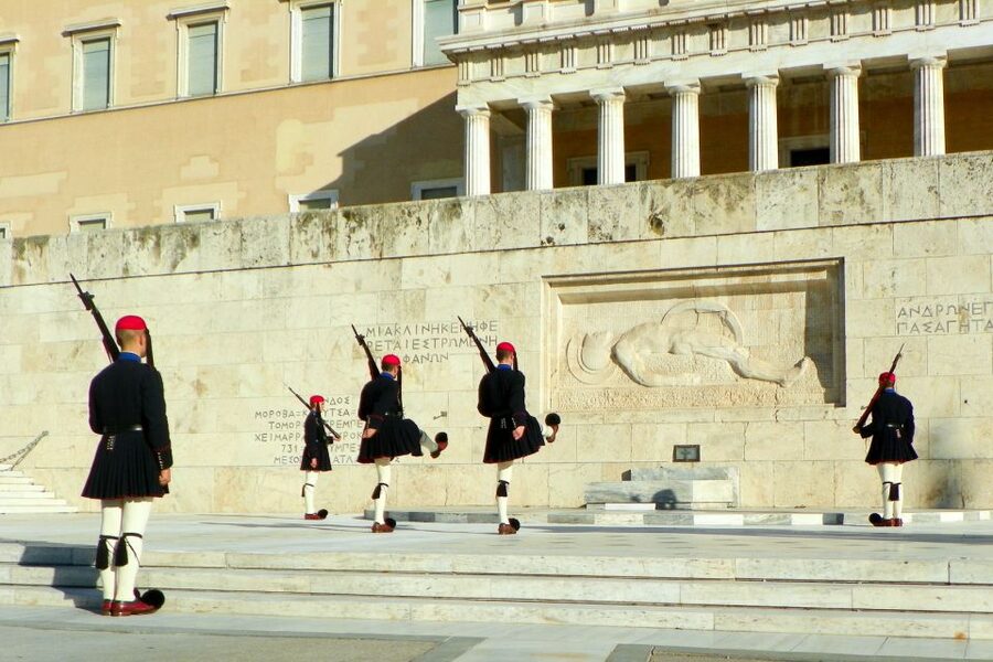 Athens Instagram Tour: The Most Scenic Spots - A green pause in the National Garden