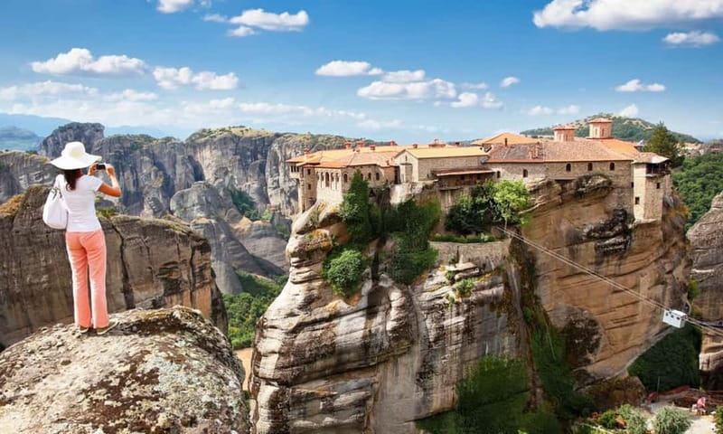 Athens: Meteora Monasteries Day Trip with Caves and Lunch - The return to Athens