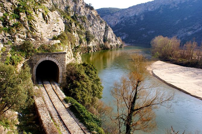 Athens: Meteora Monasteries, Hermit Caves Tour with Pickup - Kalambaka and the switch to a local minibus