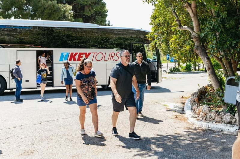 Athens: Mythology of Delphi, Museum and Arachova Guided Tour - The return to Athens