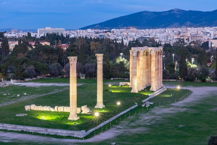 "Athens Night Experience - 4Hours" - Zeus, Hadrian, and the garden route