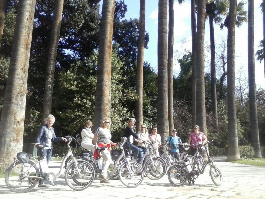 Athens: Old Town Electric Bike Tour with Local Mezes - Plaka and Psyri, two very different sides of central Athens