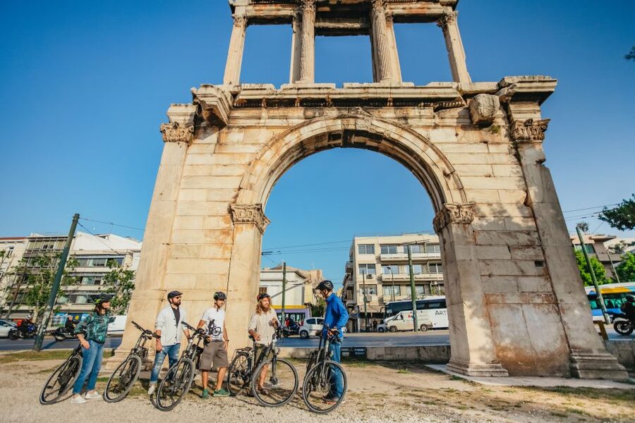 Athens: Old Town Highlights Guided E-Bike Tour - Plaka and the best close views of the Acropolis